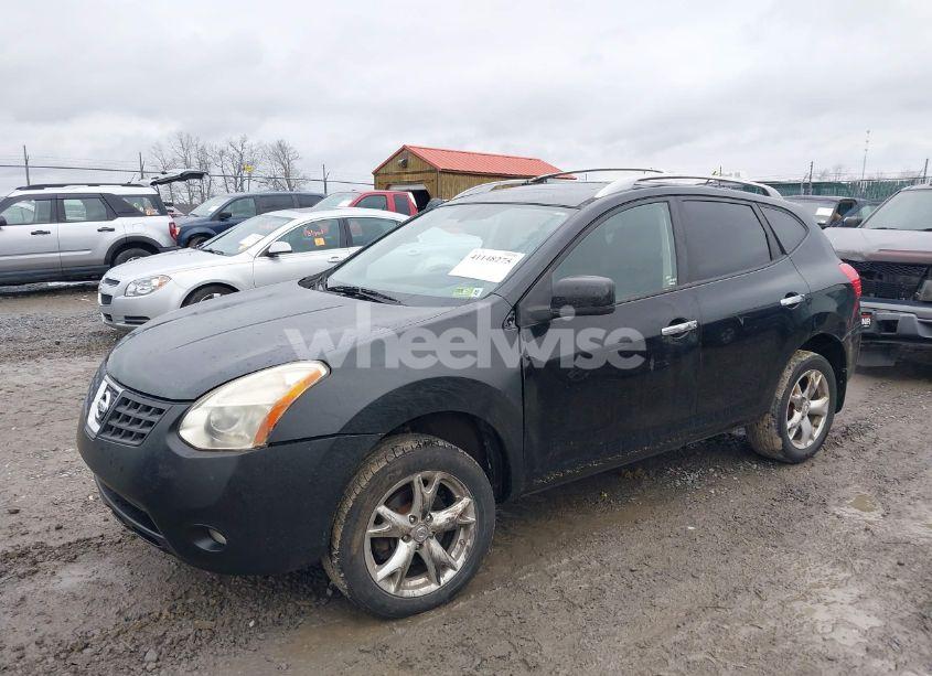 Photo 2 of 2010 Nissan Rogue SL (VIN JN8AS5MV7AW122777)