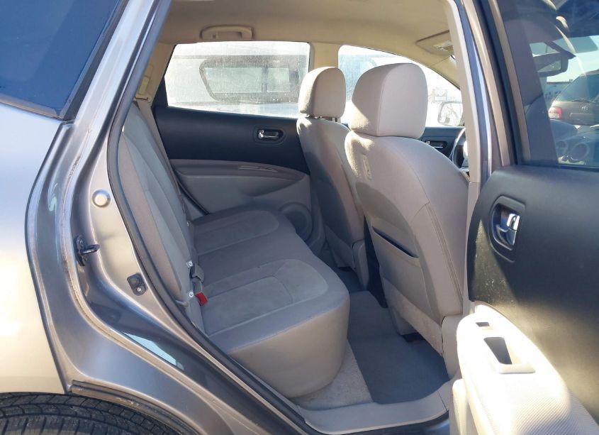 Photo 8 of 2010 Nissan Rogue S (VIN JN8AS5MV7AW143080)