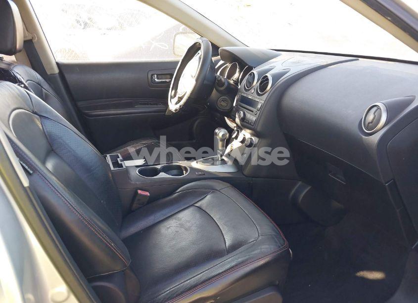 Photo 5 of 2010 Nissan Rogue SL (VIN JN8AS5MV7AW606299)