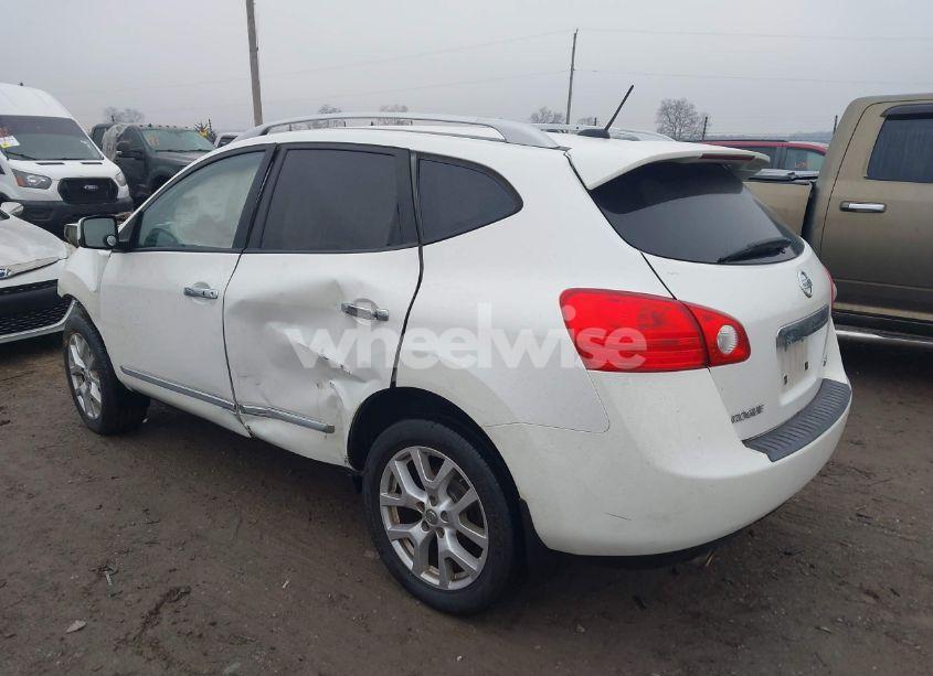 Photo 3 of 2011 Nissan Rogue SV (VIN JN8AS5MV7BW274107)