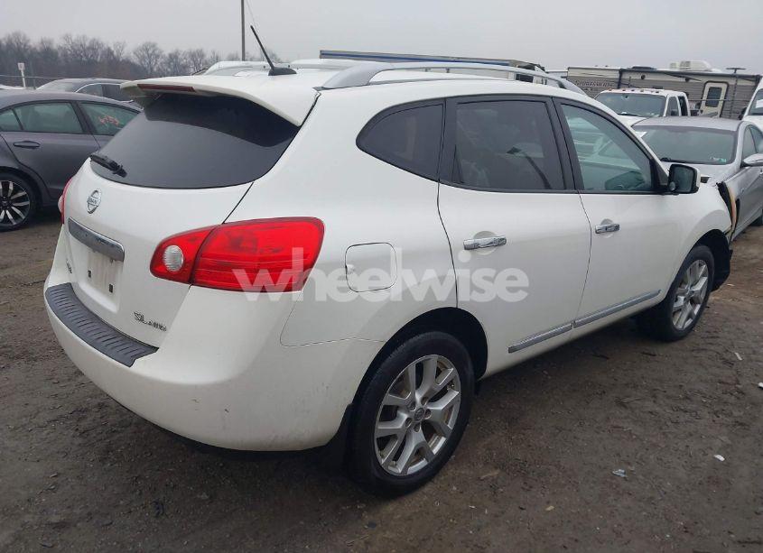 Photo 4 of 2011 Nissan Rogue SV (VIN JN8AS5MV7BW274107)