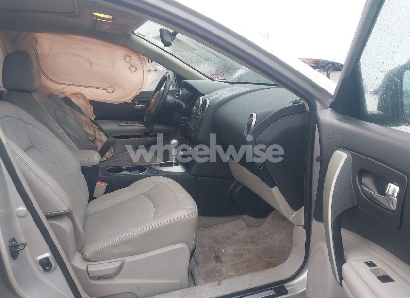 Photo 5 of 2011 Nissan Rogue SV (VIN JN8AS5MV7BW278626)