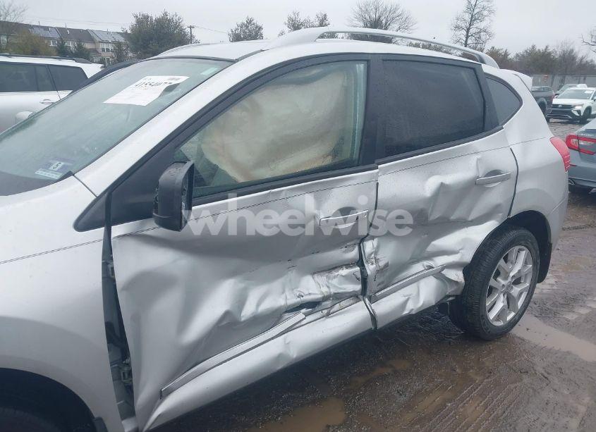 Photo 6 of 2011 Nissan Rogue SV (VIN JN8AS5MV7BW278626)