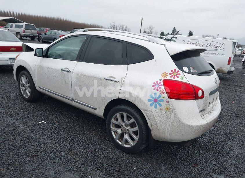 Photo 3 of 2011 Nissan Rogue SV (VIN JN8AS5MV7BW286595)