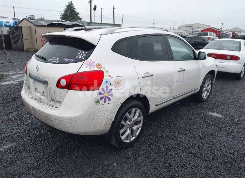 Photo 4 of 2011 Nissan Rogue SV (VIN JN8AS5MV7BW286595)