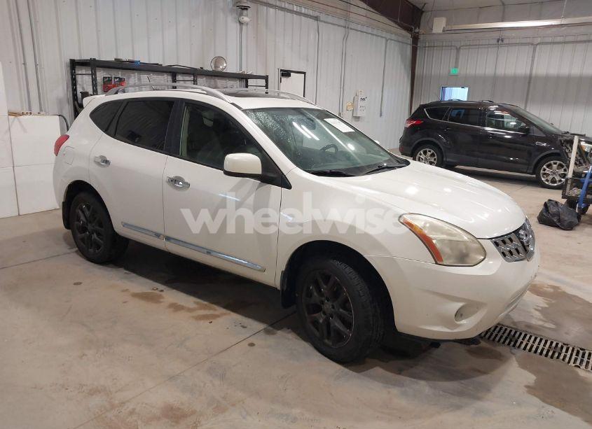 2011 Nissan Rogue SV (VIN JN8AS5MV7BW290386) main photo