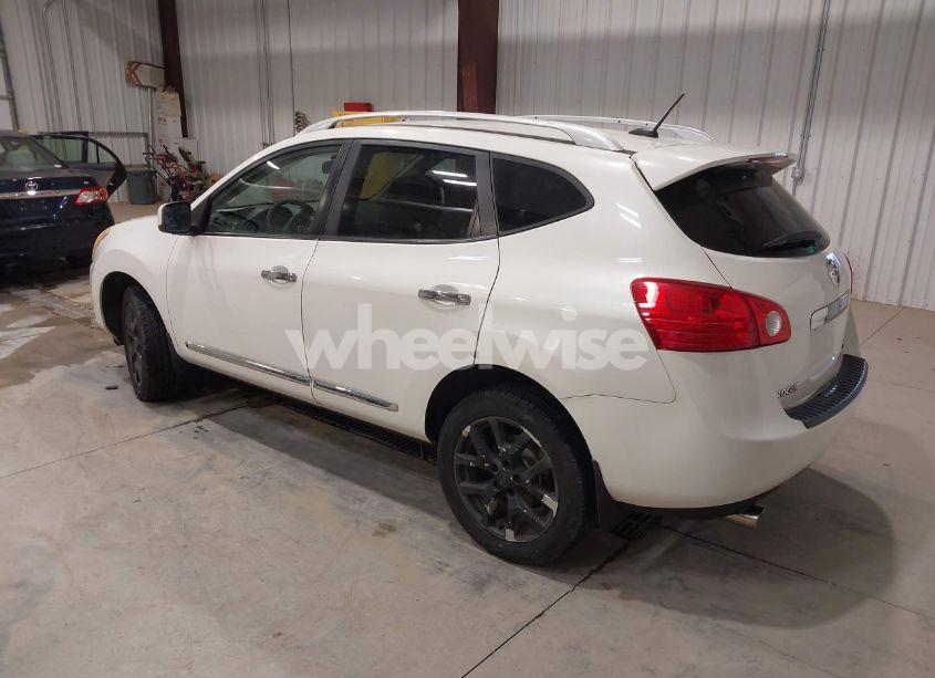 Photo 3 of 2011 Nissan Rogue SV (VIN JN8AS5MV7BW290386)