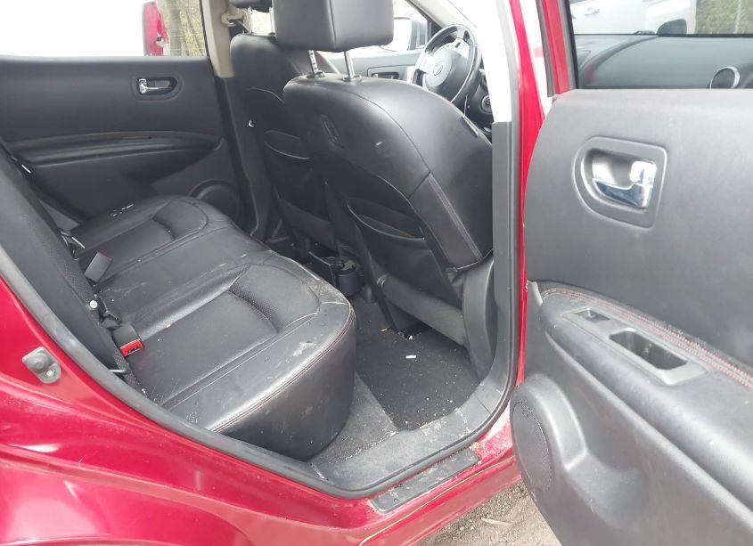 Photo 8 of 2011 Nissan Rogue SV (VIN JN8AS5MV7BW310216)
