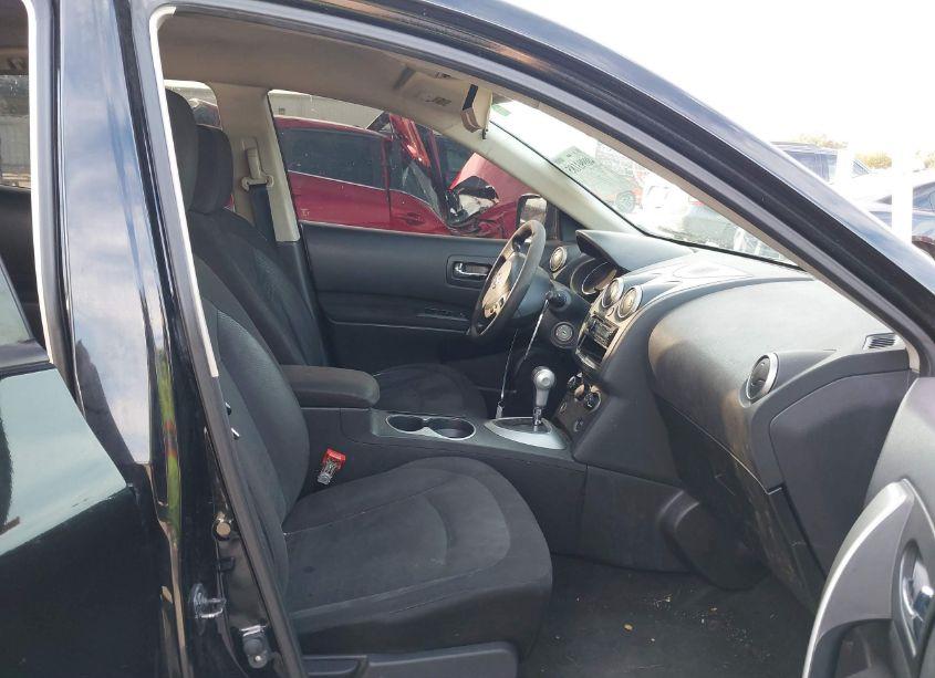 Photo 5 of 2011 Nissan Rogue S (VIN JN8AS5MV7BW684342)