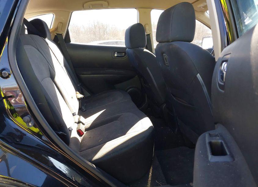 Photo 8 of 2011 Nissan Rogue S (VIN JN8AS5MV7BW685099)