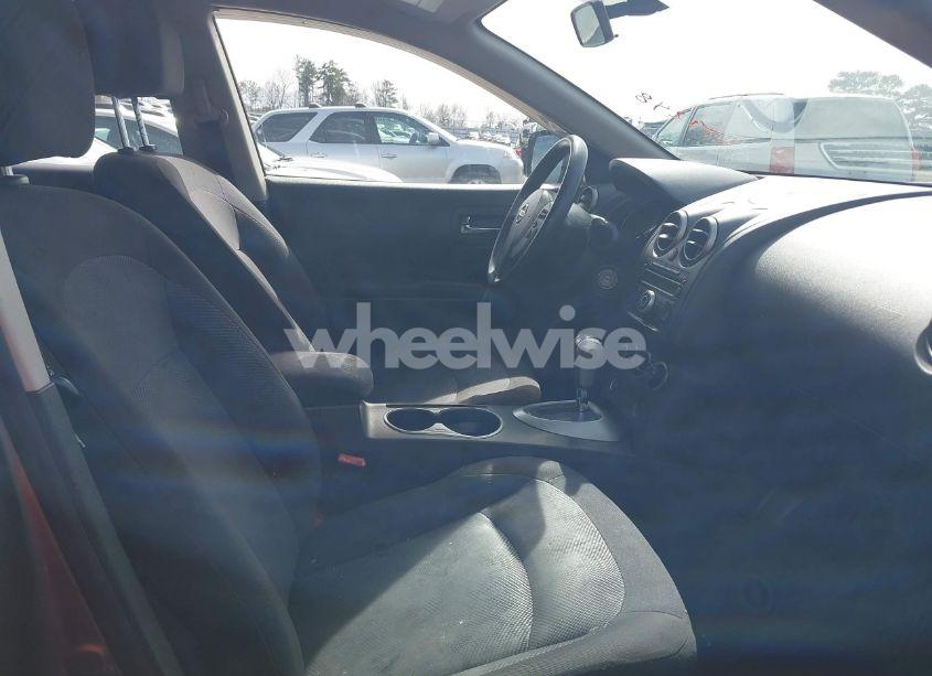 Photo 5 of 2011 Nissan Rogue S (VIN JN8AS5MV7BW689248)