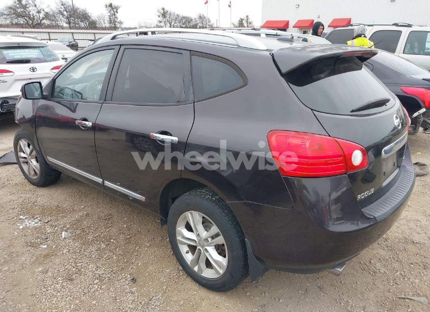 Photo 3 of 2012 Nissan Rogue SV (VIN JN8AS5MV7CW355612)