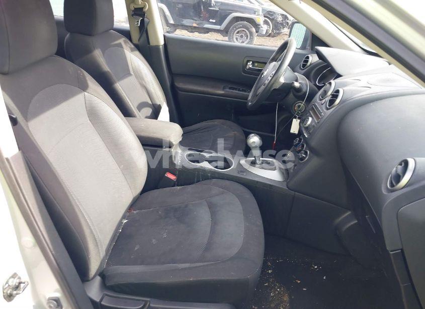 Photo 5 of 2012 Nissan Rogue S (VIN JN8AS5MV7CW368666)