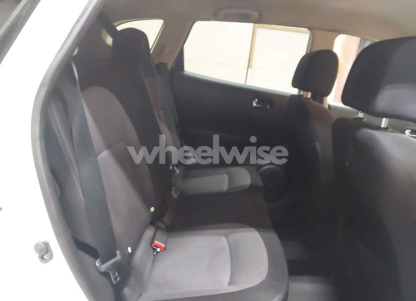 Photo 8 of 2012 Nissan Rogue SV (VIN JN8AS5MV7CW375617)