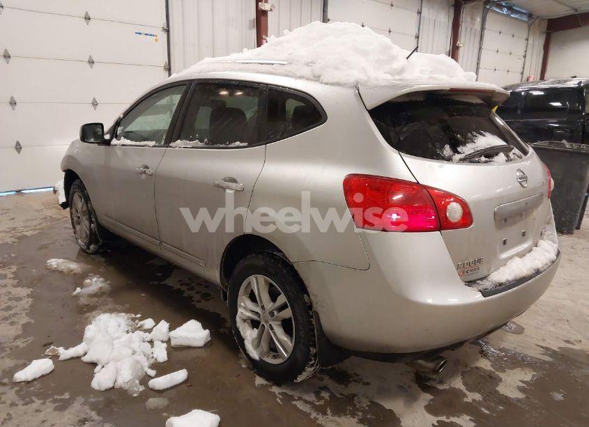 Photo 3 of 2012 Nissan Rogue SV (VIN JN8AS5MV7CW714926)