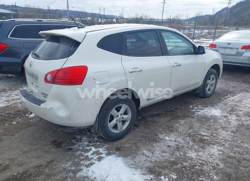 Photo 4 of 2013 Nissan Rogue S (VIN JN8AS5MV7DW121195)