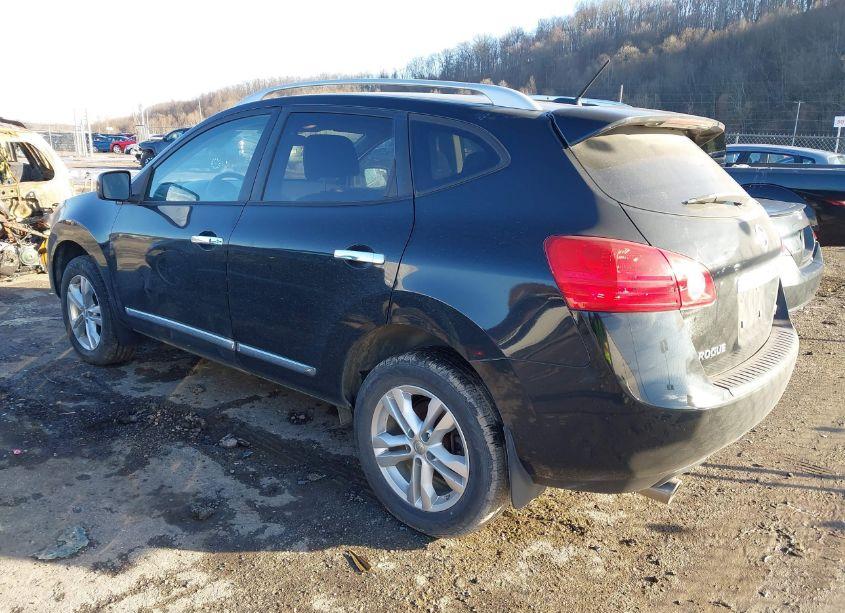 Photo 3 of 2013 Nissan Rogue SV (VIN JN8AS5MV7DW122377)