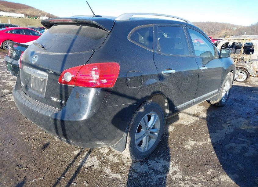 Photo 4 of 2013 Nissan Rogue SV (VIN JN8AS5MV7DW122377)