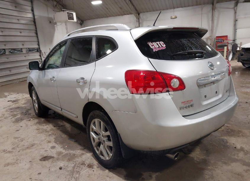 Photo 3 of 2013 Nissan Rogue SV W/SL PKG (VIN JN8AS5MV7DW130219)