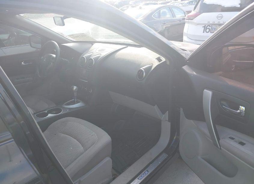 Photo 5 of 2013 Nissan Rogue SV (VIN JN8AS5MV7DW604590)