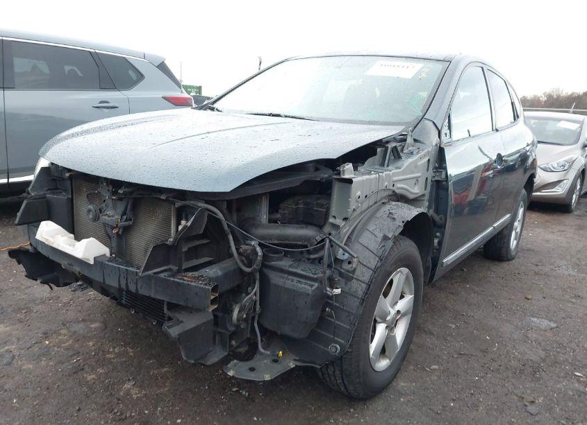 Photo 2 of 2013 Nissan Rogue S (VIN JN8AS5MV7DW617436)