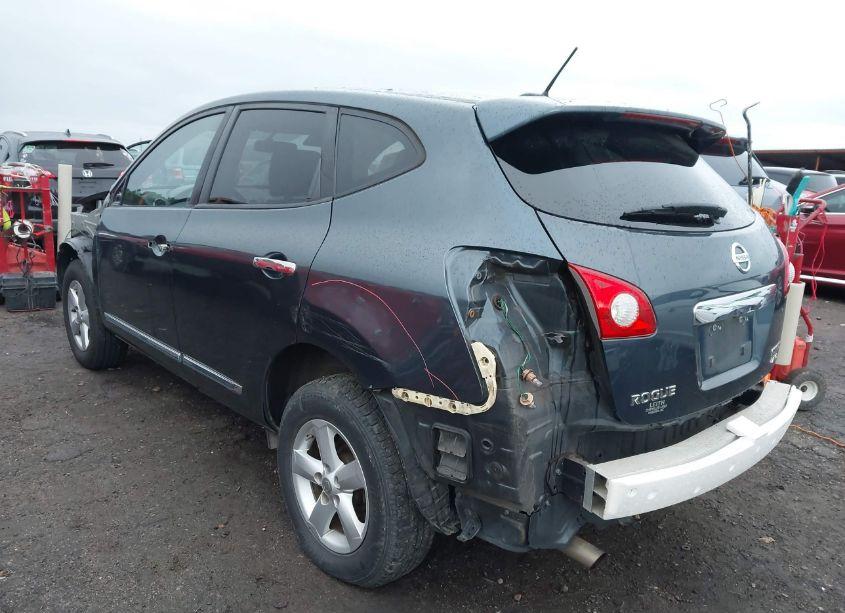 Photo 3 of 2013 Nissan Rogue S (VIN JN8AS5MV7DW617436)