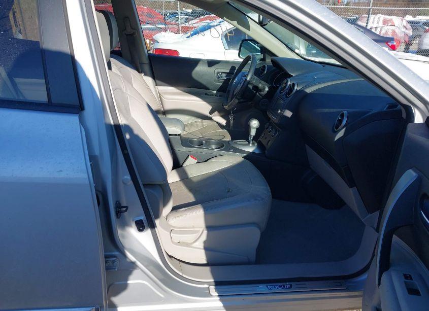 Photo 5 of 2013 Nissan Rogue SV W/SL PKG (VIN JN8AS5MV7DW636584)