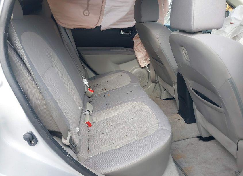 Photo 8 of 2013 Nissan Rogue S (VIN JN8AS5MV7DW651277)