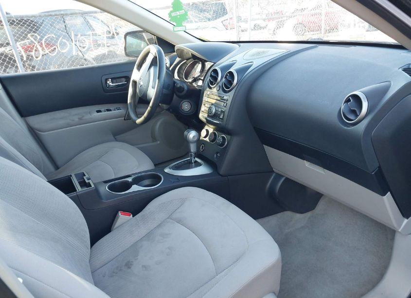 Photo 5 of 2013 Nissan Rogue S (VIN JN8AS5MV7DW664157)