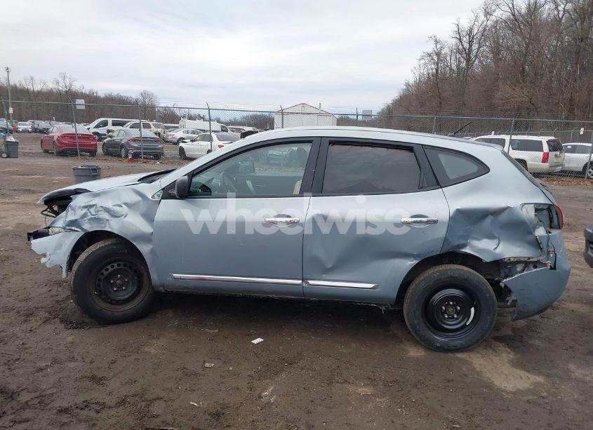 Photo 15 of 2014 Nissan Rogue SELECT S (VIN JN8AS5MV7EW200335)