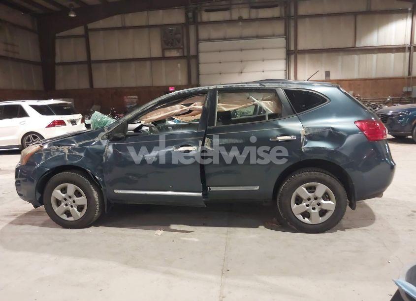 Photo 15 of 2014 Nissan Rogue SELECT S (VIN JN8AS5MV7EW201047)