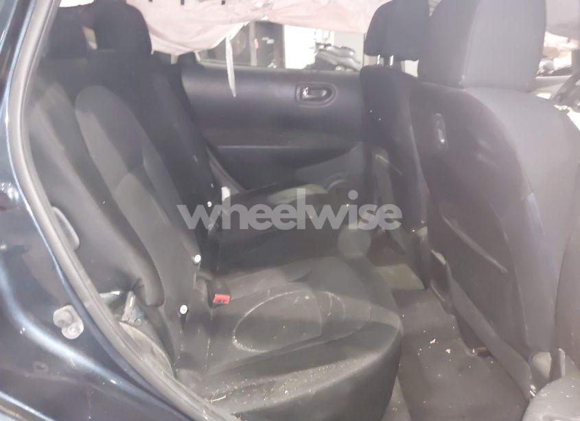 Photo 8 of 2014 Nissan Rogue SELECT S (VIN JN8AS5MV7EW201047)