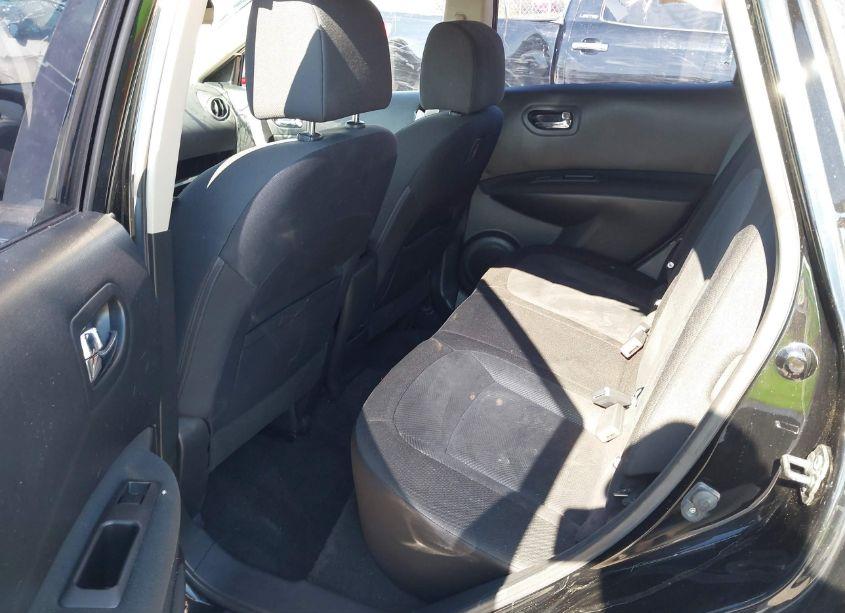 Photo 8 of 2014 Nissan Rogue SELECT S (VIN JN8AS5MV7EW705176)