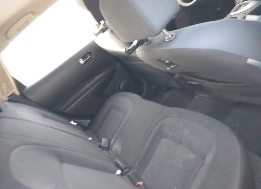 Photo 8 of 2014 Nissan Rogue SELECT S (VIN JN8AS5MV7EW707784)