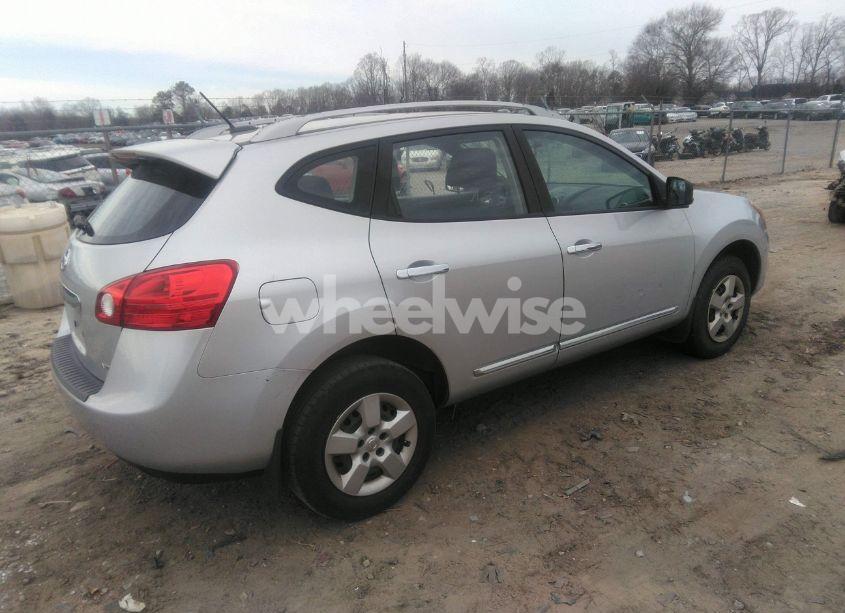 Photo 4 of 2014 Nissan Rogue SELECT S (VIN JN8AS5MV7EW715626)