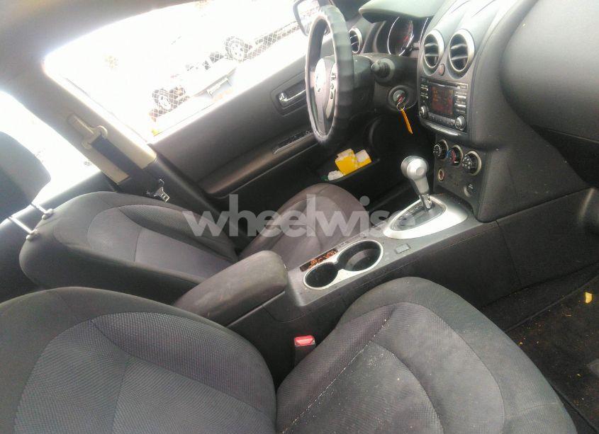 Photo 5 of 2014 Nissan Rogue SELECT S (VIN JN8AS5MV7EW715626)