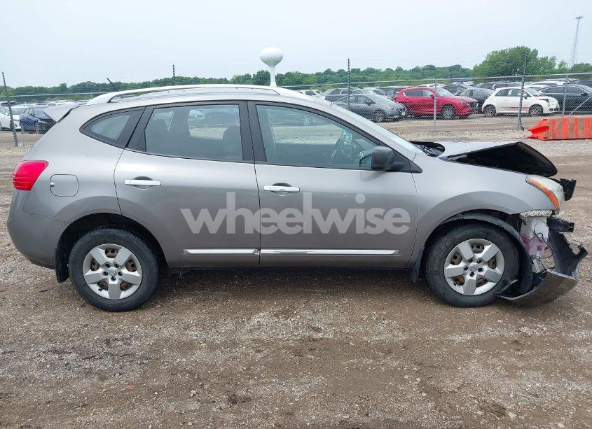 Photo 13 of 2014 Nissan Rogue SELECT S (VIN JN8AS5MV7EW718042)