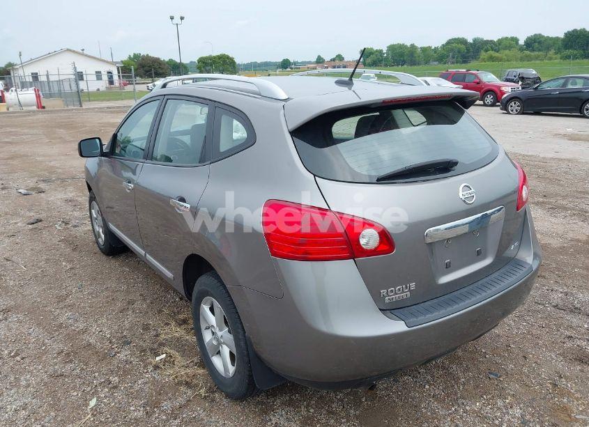 Photo 3 of 2014 Nissan Rogue SELECT S (VIN JN8AS5MV7EW718042)