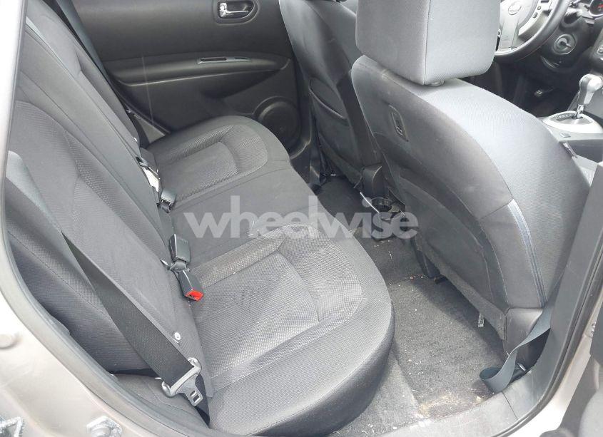 Photo 8 of 2014 Nissan Rogue SELECT S (VIN JN8AS5MV7EW718042)