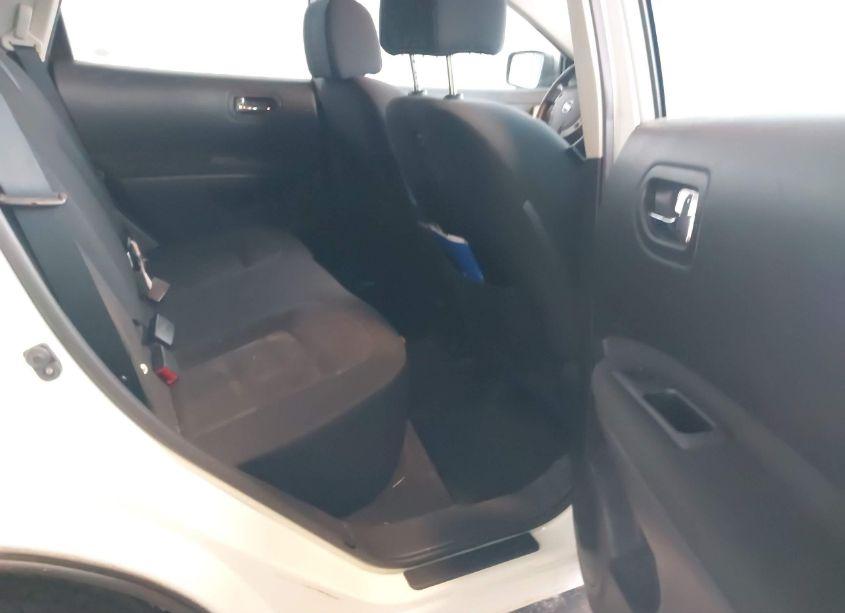 Photo 8 of 2014 Nissan Rogue SELECT S (VIN JN8AS5MV7EW720566)