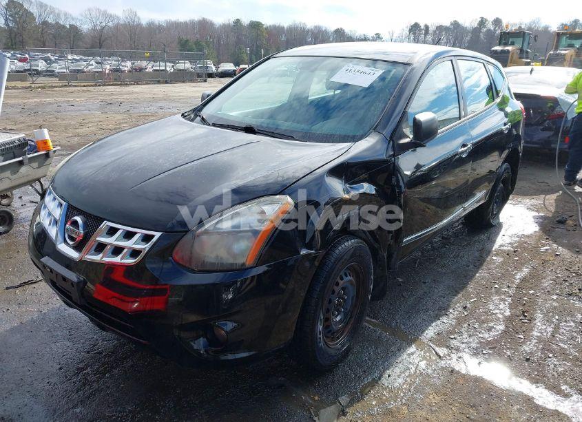 Photo 2 of 2015 Nissan Rogue SELECT S (VIN JN8AS5MV7FW251142)