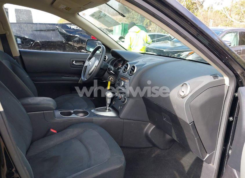 Photo 5 of 2015 Nissan Rogue SELECT S (VIN JN8AS5MV7FW251142)