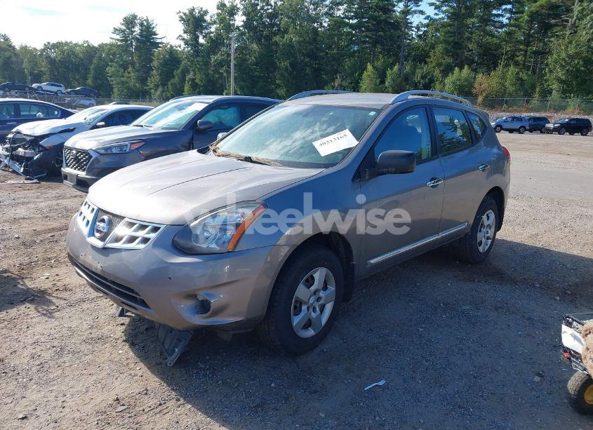 Photo 2 of 2015 Nissan Rogue SELECT S (VIN JN8AS5MV7FW255725)