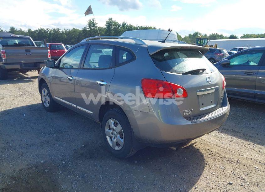 Photo 3 of 2015 Nissan Rogue SELECT S (VIN JN8AS5MV7FW255725)