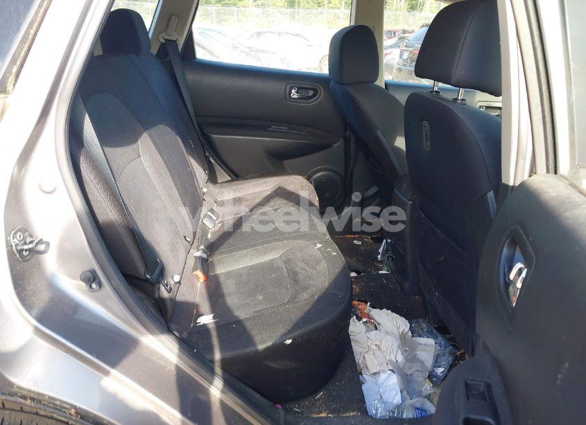 Photo 8 of 2015 Nissan Rogue SELECT S (VIN JN8AS5MV7FW255725)