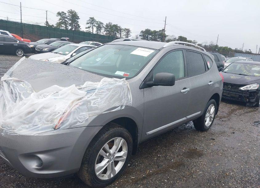 Photo 2 of 2015 Nissan Rogue SELECT S (VIN JN8AS5MV7FW258642)