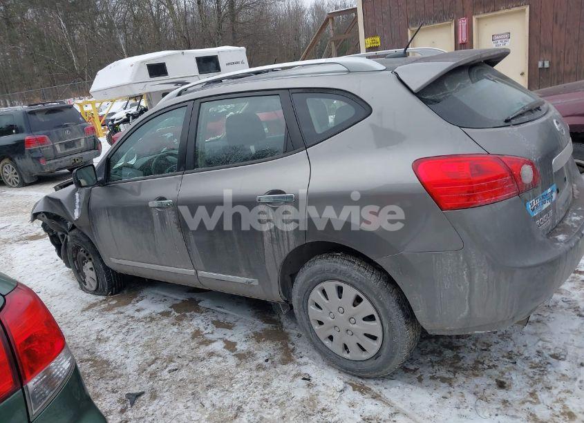 Photo 14 of 2015 Nissan Rogue SELECT S (VIN JN8AS5MV7FW750409)