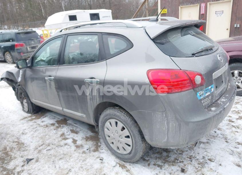 Photo 3 of 2015 Nissan Rogue SELECT S (VIN JN8AS5MV7FW750409)