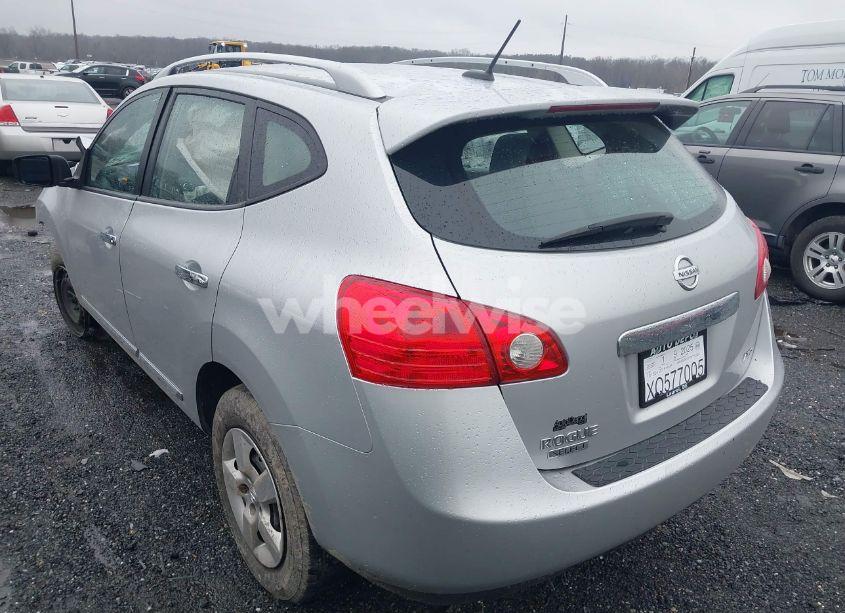 Photo 3 of 2015 Nissan Rogue SELECT S (VIN JN8AS5MV7FW752922)