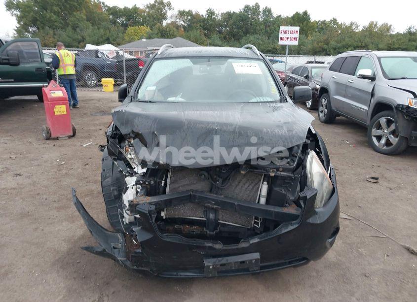 Photo 12 of 2015 Nissan Rogue SELECT S (VIN JN8AS5MV7FW757196)